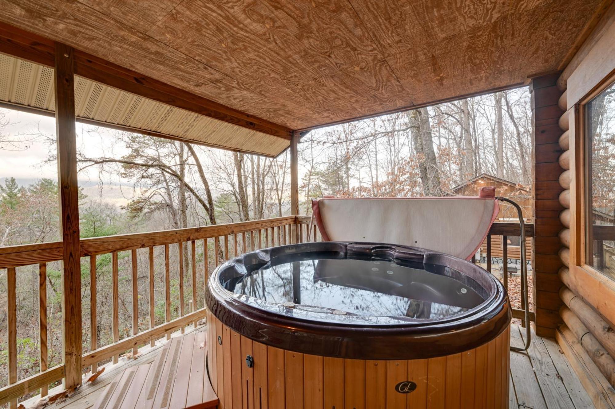 Cozy Deer Glen Cabin With Private Hot Tub And Porch! Bryson City Exterior foto